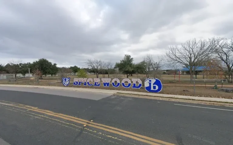 dog park spicewood park austin 1 768x480